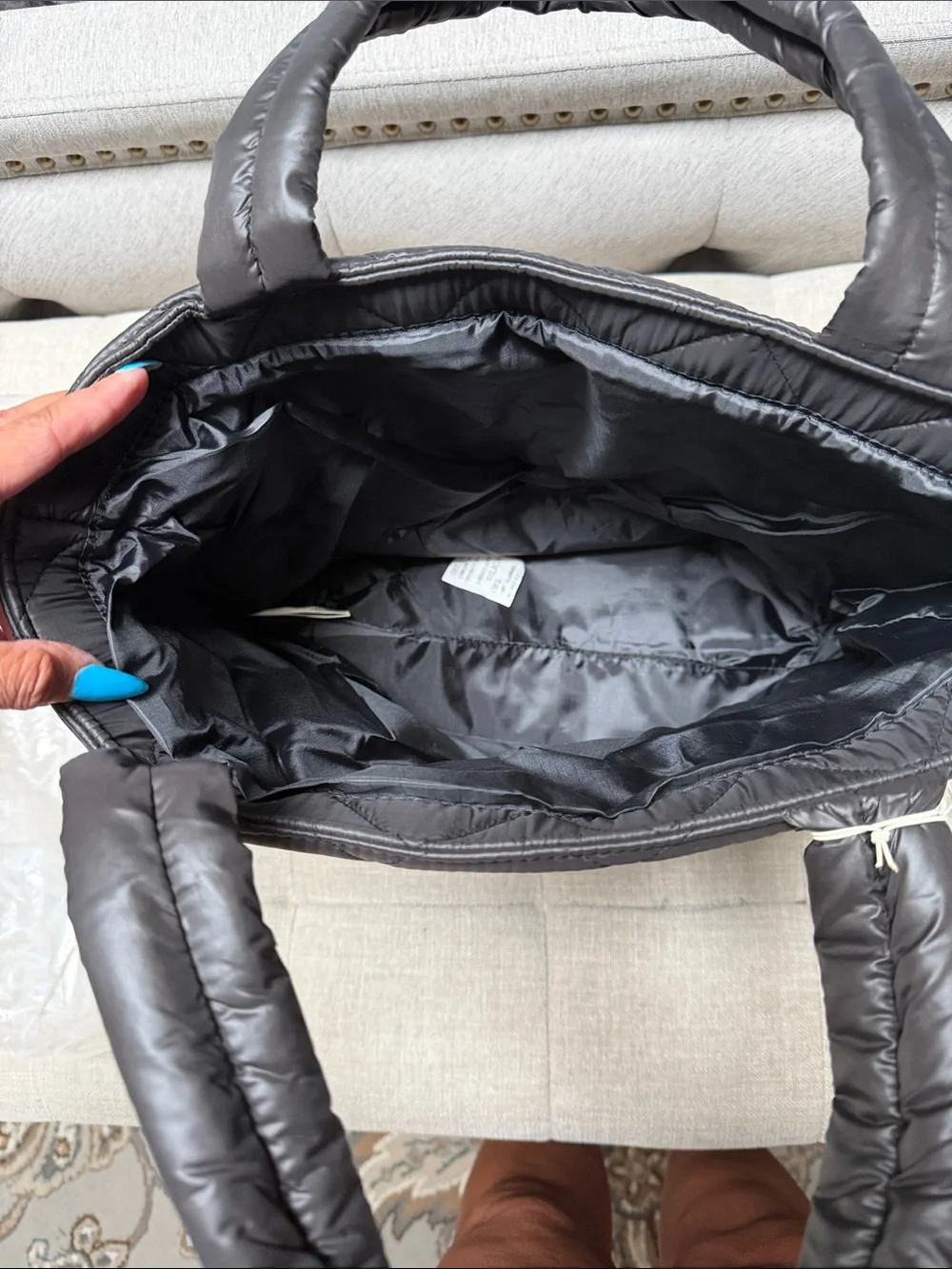 Donna Karan Cashmere Mist Quilted Tote in Black